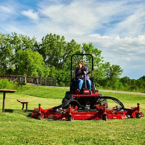 Groundsmaster 4100 D with ROPS Toro