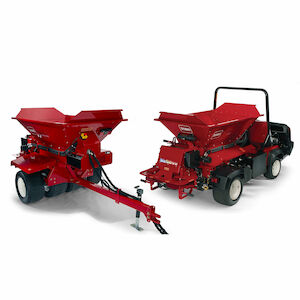 595 litres ProPass™ 200 Series Topdresser