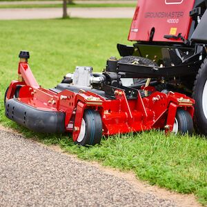 Groundsmaster 4000 Series 11ft 3.3m Cutting Width Toro