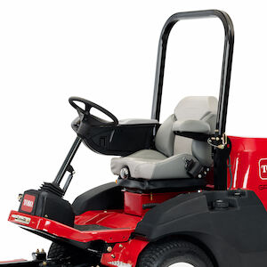 Groundsmaster 3300 36.8 hp 27.5kW with CrossTrax 4WD Toro