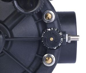 Precise, pressure control option with compact EZReg™ dial design.