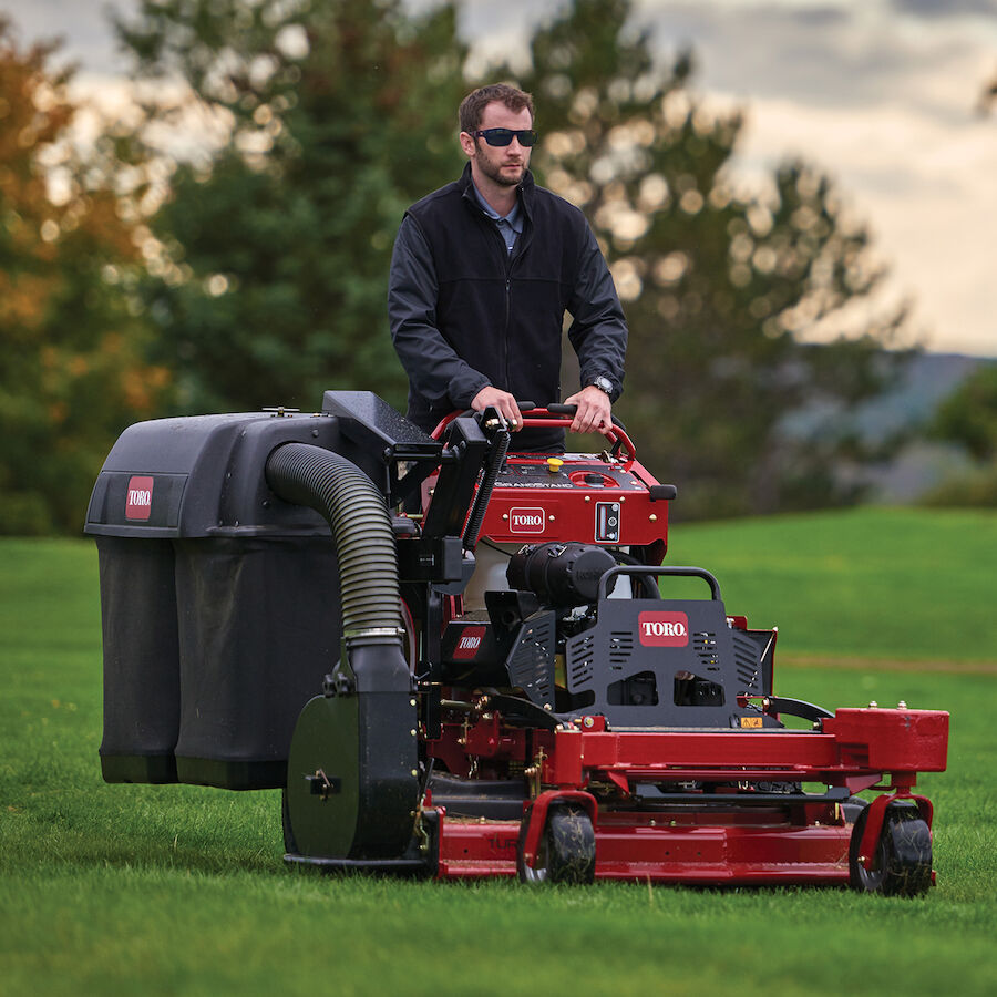 Toro ride on mower with catcher new arrivals