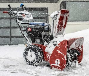 Columbia 26-inch 277cc Two-Stage Gas Snow Blower with Electric