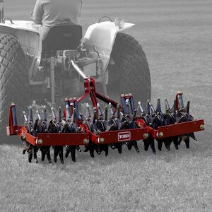 Turf Aerator 687 da 198 cm