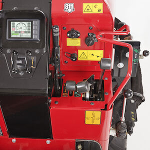 Maxi Sneaker 370 control system display