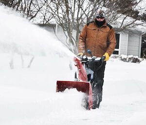 82-Volt Max* Lithium-Ion Cordless Snow Shovel