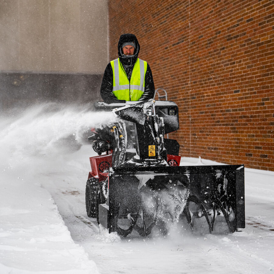 SR MAG 48" Snow Thrower