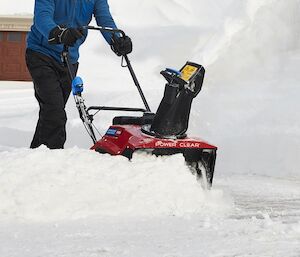 Souffleuse à neige autopropulsée à vis sans fin POWER+