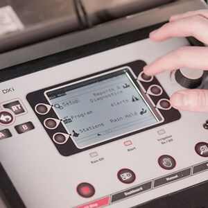 DXi™ Central Control System Intuitive Soft Keys