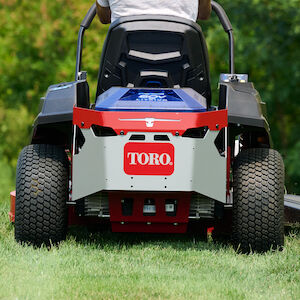 Image showing the back of the mower with the fenders blocking any clippings from blowing on user.