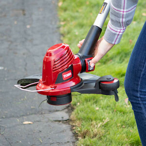 BLACK & DECKER GrassHog 14-in Curved String Trimmer in the Corded