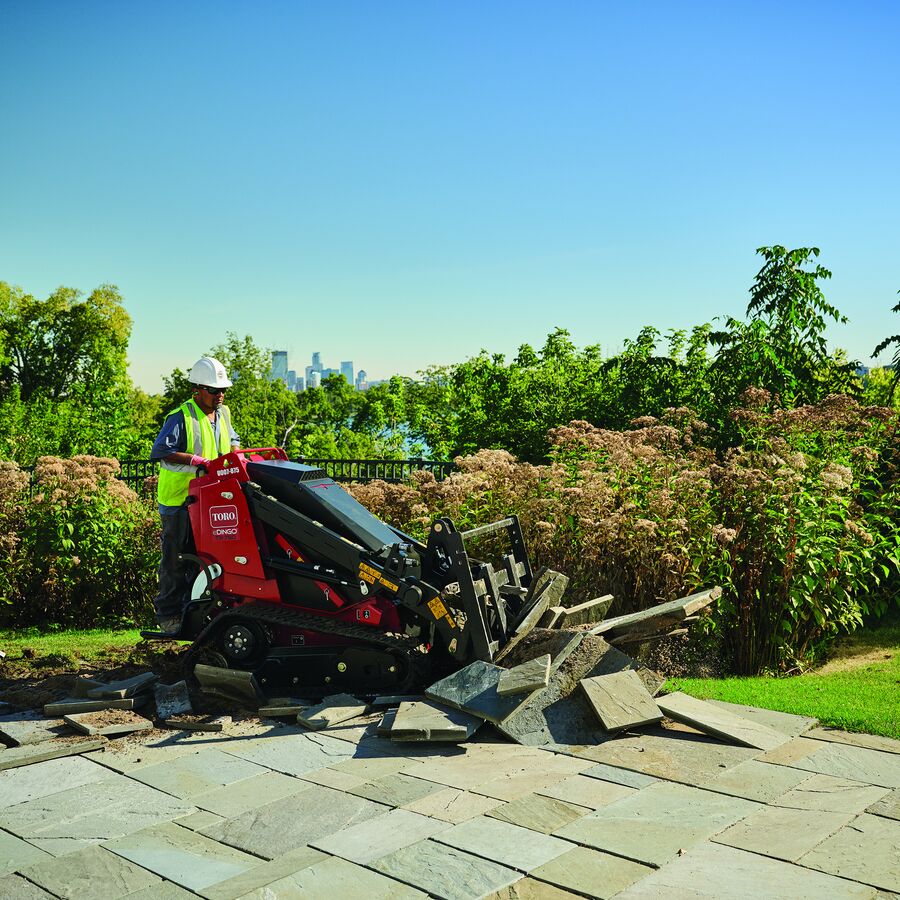 eDingo® TX 750 Electric Track Loader, Wide

