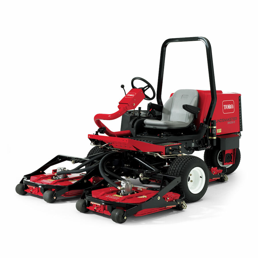 Groundsmaster 3505 D Diesel Powered with fixed Contour Decks Toro